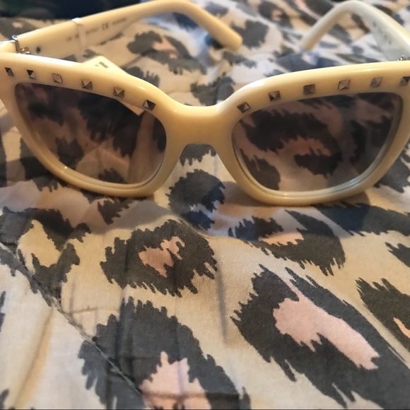 Valentino Accessories - Valentino Sunglasses